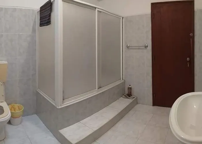 Hostel Sesimbra *
